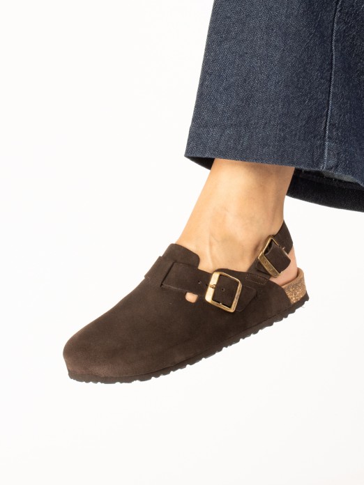 Bio suede clog with heel strap Bio suede clog with heel strap