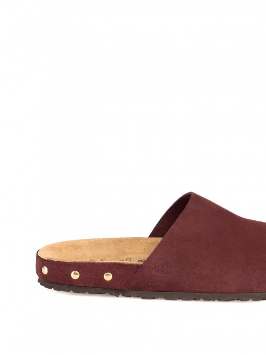 Clog Bio em Camurça com tachas Clog Bio em Camurça com tachas